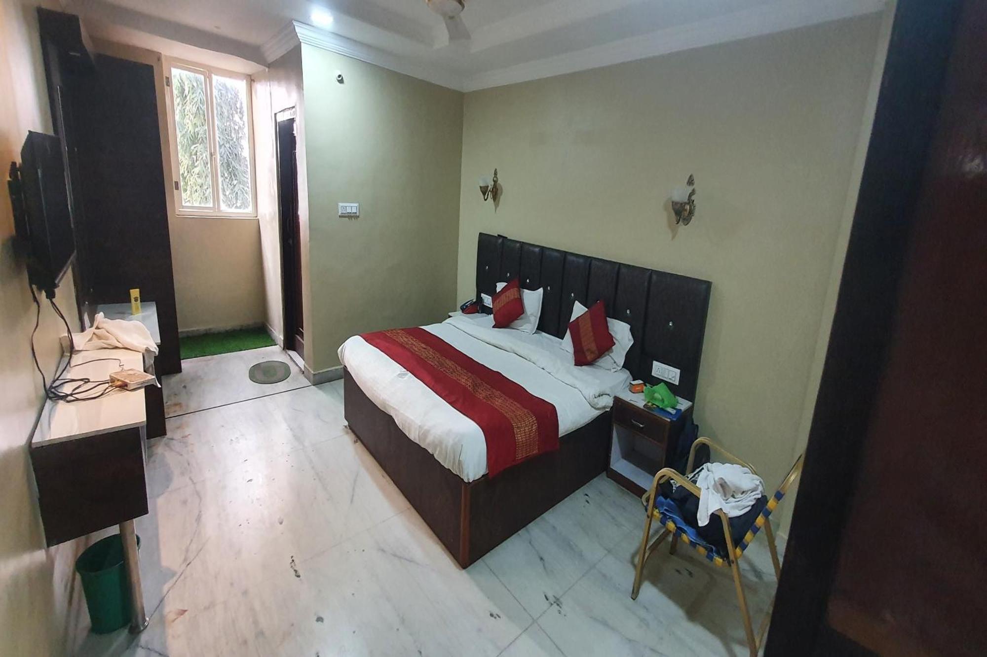 OYO 86154 Hotel Rajshree Akolia Exterior foto